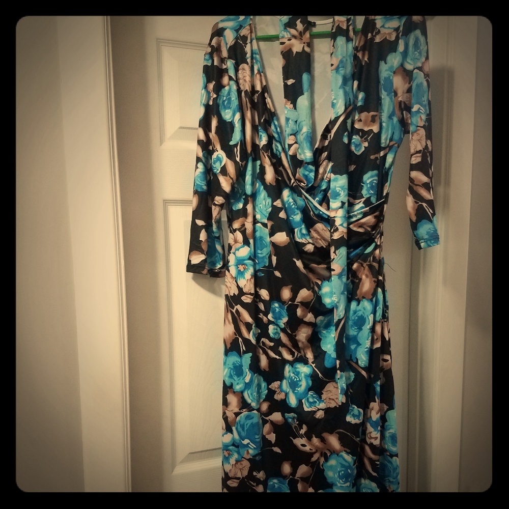 Ouges Dress